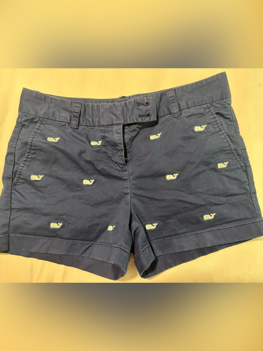 Vineyard Vines shorts
